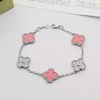 $29.00 USD Van Cleef & Arpels Bracelets For Women #1371305