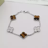 $29.00 USD Van Cleef & Arpels Bracelets For Women #1371311