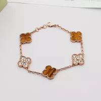 $29.00 USD Van Cleef & Arpels Bracelets For Women #1371312