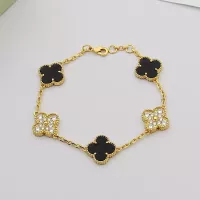 $29.00 USD Van Cleef & Arpels Bracelets For Women #1371322