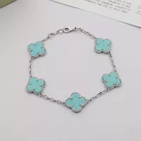 $29.00 USD Van Cleef & Arpels Bracelets For Women #1371376