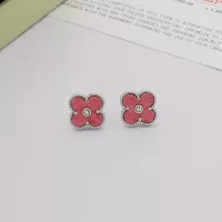 $25.00 USD Van Cleef & Arpels Earrings For Women #1371409