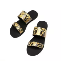 $72.00 USD Versace Slippers For Women #1371991