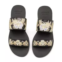 $72.00 USD Versace Slippers For Women #1371995