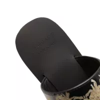 $72.00 USD Versace Slippers For Women #1371995