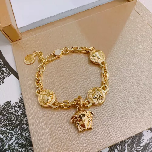 Versace Bracelets For Unisex #1373765