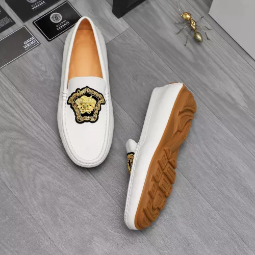 Versace Leather Shoes For Men #1374469