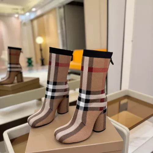 Burberry Boots For Women #1377975
