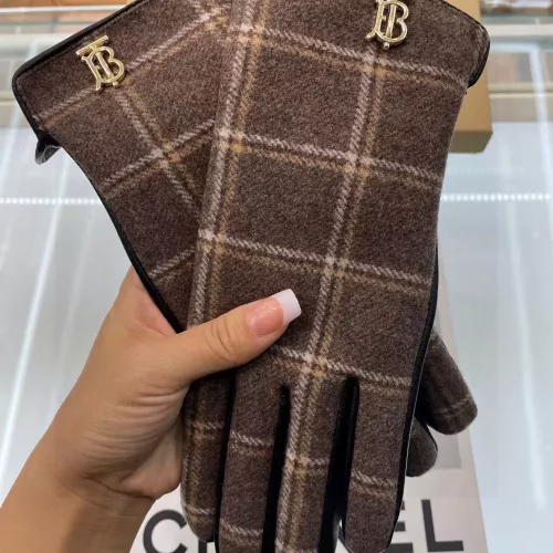 Replica Burberry Gloves #1379060 $42.00 USD for Wholesale