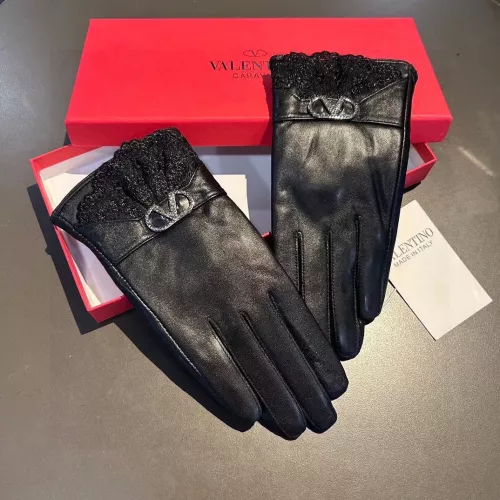Valentino Gloves For Women #1379168