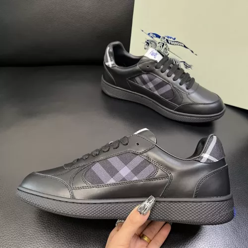 Replica Burberry Casual Shoes For Men #1380915 $118.00 USD for Wholesale