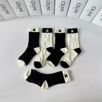 $32.00 USD Celine Socks #1377798