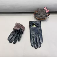 $48.00 USD Celine Gloves For Women #1379180