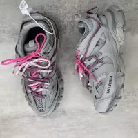 $158.00 USD Balenciaga Casual Shoes For Women #1380946