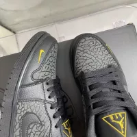 $96.00 USD Air Jordan 1 I For Women #1381762