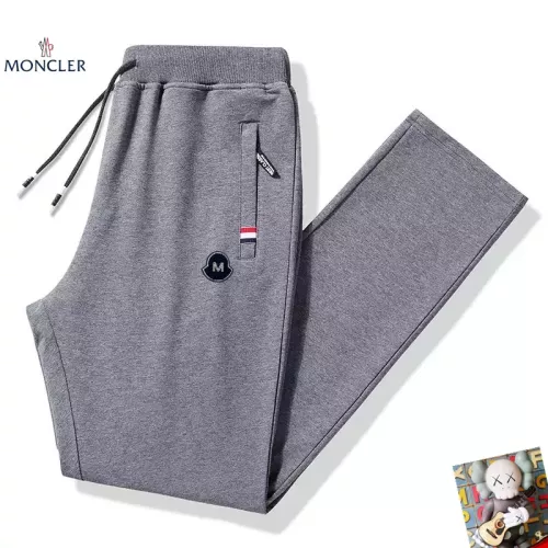 Moncler Pants For Men #1385977