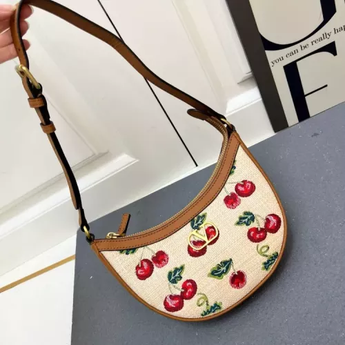 Valentino AAA Quality Shoulder Bags For Women #1386328