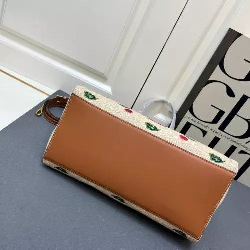 Replica Valentino AAA Quality Handbags For Women #1386563 $108.00 USD for Wholesale