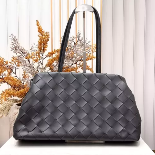 Replica Bottega Veneta BV AAA Quality Shoulder Bags For Women #1387938 $108.00 USD for Wholesale