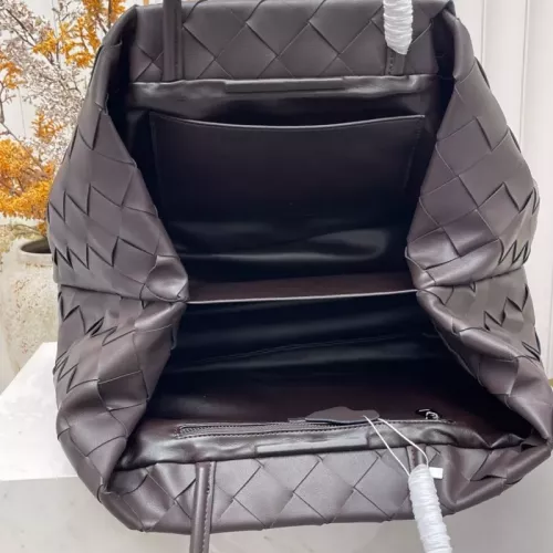 Replica Bottega Veneta BV AAA Quality Shoulder Bags For Women #1387939 $108.00 USD for Wholesale