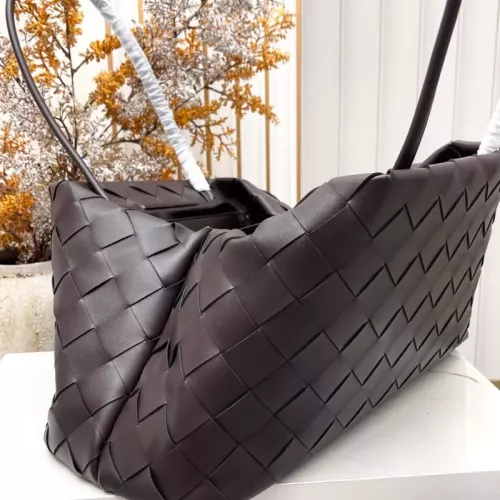Replica Bottega Veneta BV AAA Quality Shoulder Bags For Women #1387939 $108.00 USD for Wholesale