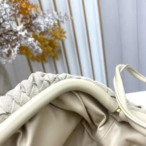 Replica Bottega Veneta BV AAA Quality Messenger Bags For Women #1388029 $100.00 USD for Wholesale