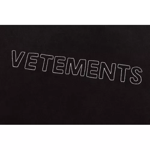 Replica VETEMENTS T-Shirts Short Sleeved For Unisex #1390240 $36.00 USD for Wholesale
