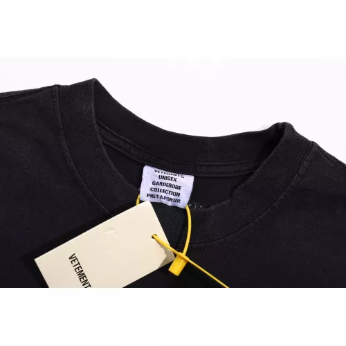 Replica VETEMENTS T-Shirts Short Sleeved For Unisex #1390245 $40.00 USD for Wholesale