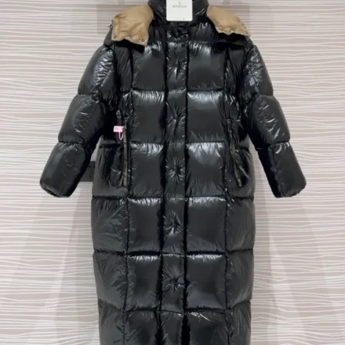 Moncler Down Feather Coat Long Sleeved For Women #1391821