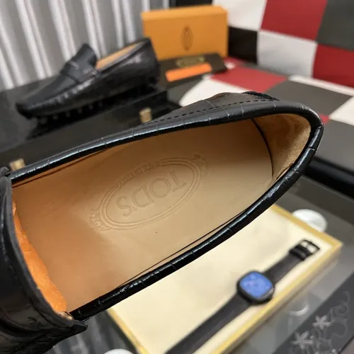 Replica TOD'S Oxfords Shoes For Men #1392070 $88.00 USD for Wholesale