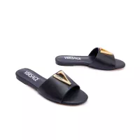 $82.00 USD Versace Slippers For Women #1382048