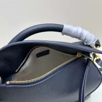 $122.00 USD LOEWE AAA Quality Messenger Bags For Women #1385670