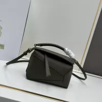 $122.00 USD LOEWE AAA Quality Messenger Bags For Women #1385675