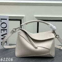 $145.00 USD LOEWE AAA Quality Messenger Bags For Women #1385732