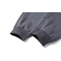 $42.00 USD The North Face Pants For Men #1386017