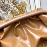 $112.00 USD Bottega Veneta BV AAA Quality Messenger Bags For Women #1388014