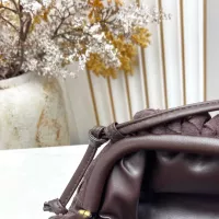 $100.00 USD Bottega Veneta BV AAA Quality Messenger Bags For Women #1388016