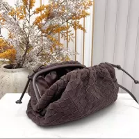 $112.00 USD Bottega Veneta BV AAA Quality Messenger Bags For Women #1388017