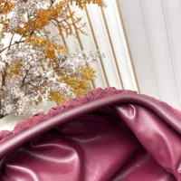 $112.00 USD Bottega Veneta BV AAA Quality Messenger Bags For Women #1388020