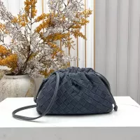 $100.00 USD Bottega Veneta BV AAA Quality Messenger Bags For Women #1388021