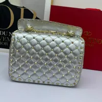 $105.00 USD Valentino AAA Quality Messenger Bags For Women #1388063