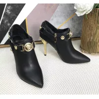 $92.00 USD Versace Boots For Women #1388589
