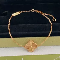 $25.00 USD Van Cleef & Arpels Bracelets For Women #1390348