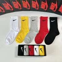$29.00 USD Nike Socks #1391087