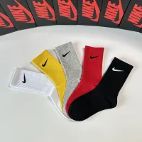 $29.00 USD Nike Socks #1391087