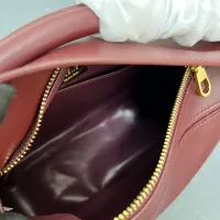 $108.00 USD LOEWE AAA Quality Messenger Bags For Women #1392168