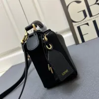 $108.00 USD LOEWE AAA Quality Messenger Bags For Women #1392170