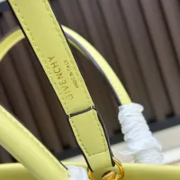 $112.00 USD Givenchy AAA Quality Handbags For Women #1392275