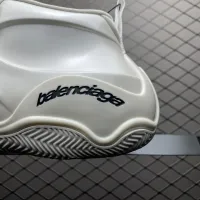 $210.00 USD Balenciaga Casual Shoes For Men #1392392