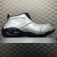 $210.00 USD Balenciaga Casual Shoes For Men #1392393